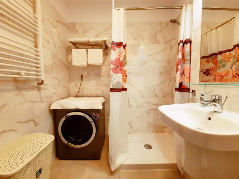 Beautiful Panoramic Central Apartment - City Of Mara Timisoara Esterno foto